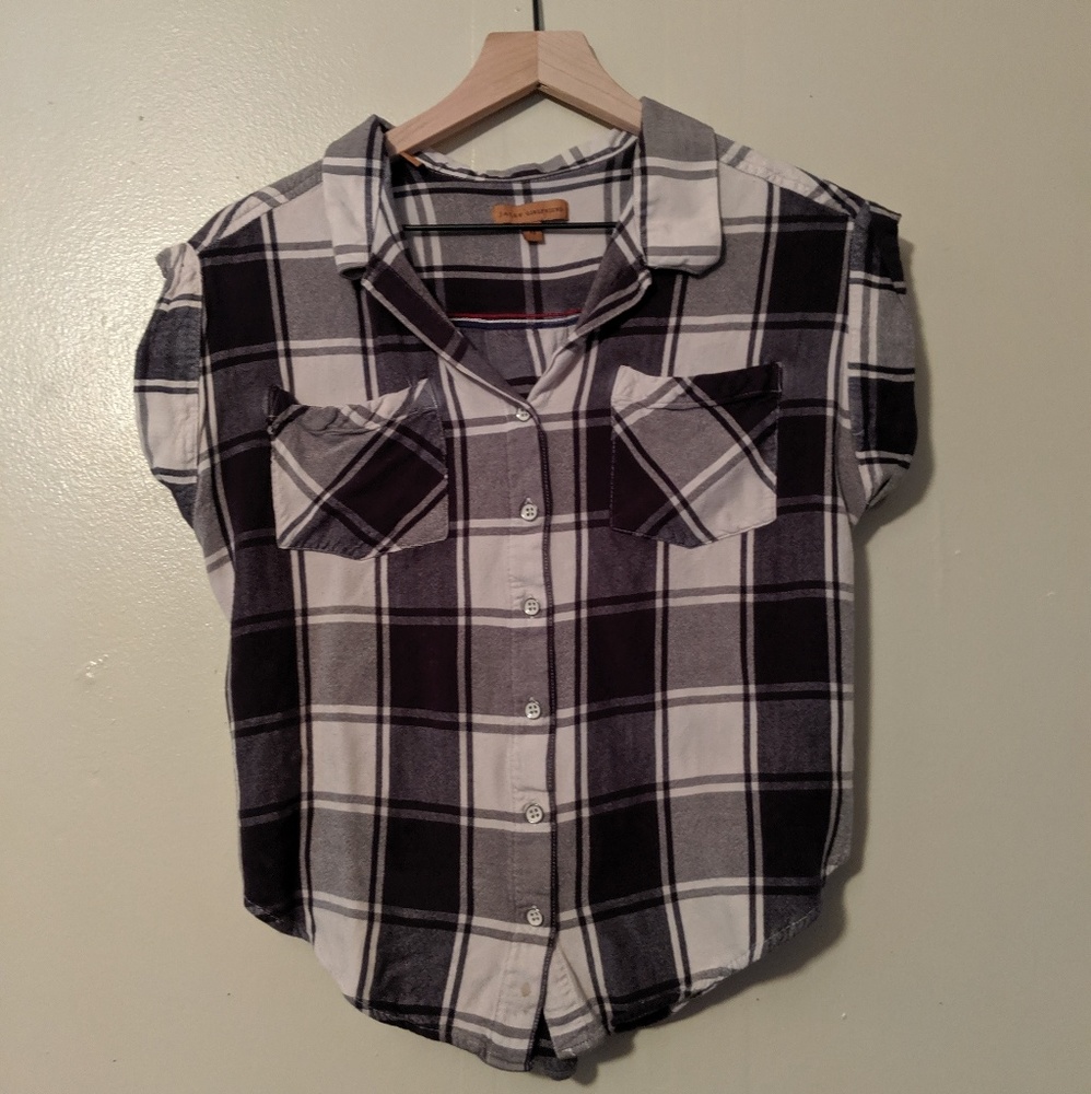 Jachs Girlfriend cropped button down